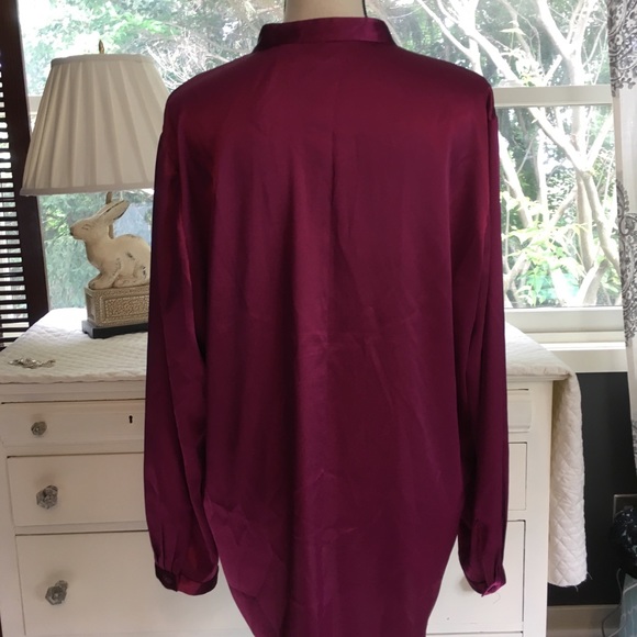 CHICOS Silky satin blouse. Size 3 or 14-16 Magenta - Picture 4 of 6